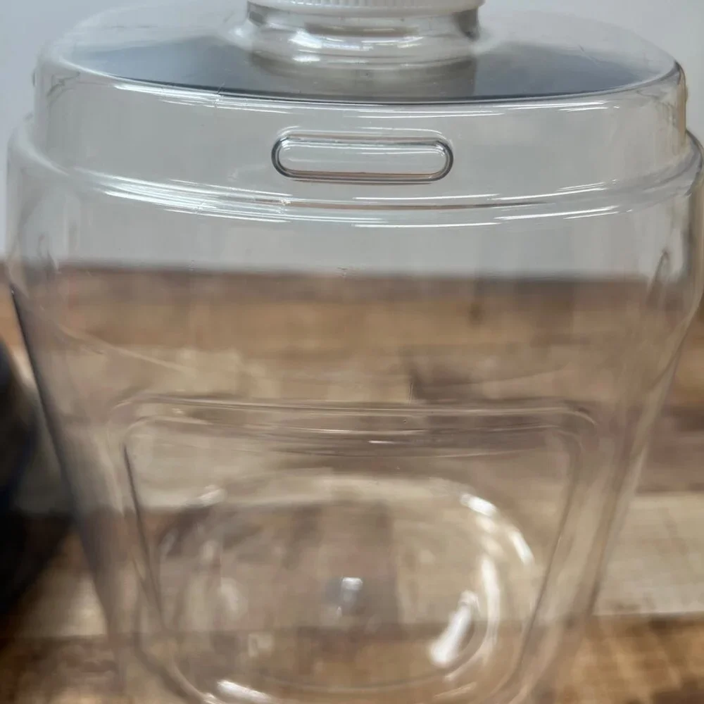 Automatic Pet Water Dispenser Gravity Fed BPA-Free Plastic For Cats/Dogs 1 Gal.